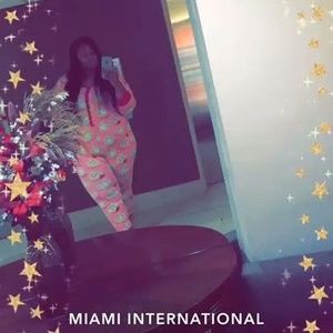 Meet your Posher, Inae'e